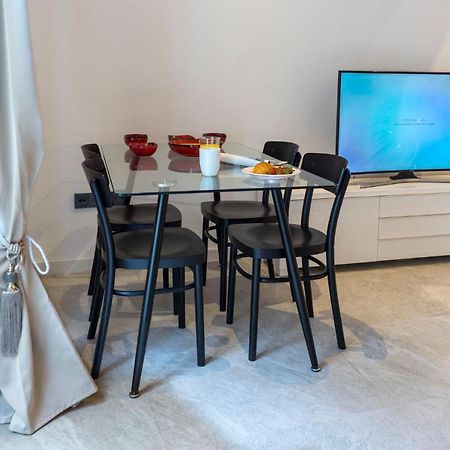 Acogedor Apartamento En Pleno Centro De Malaga By Sharingco Lägenhet Exteriör bild