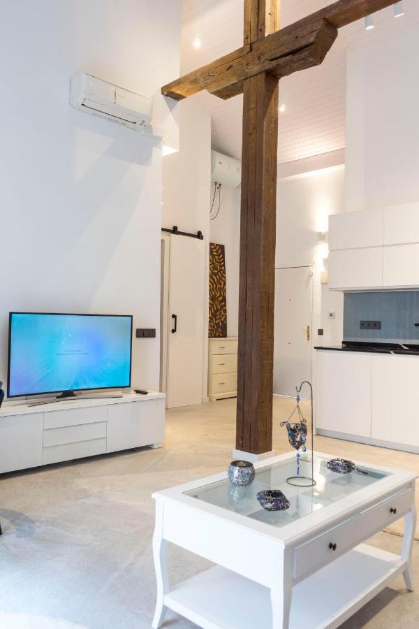 Acogedor Apartamento En Pleno Centro De Malaga By Sharingco Lägenhet Exteriör bild
