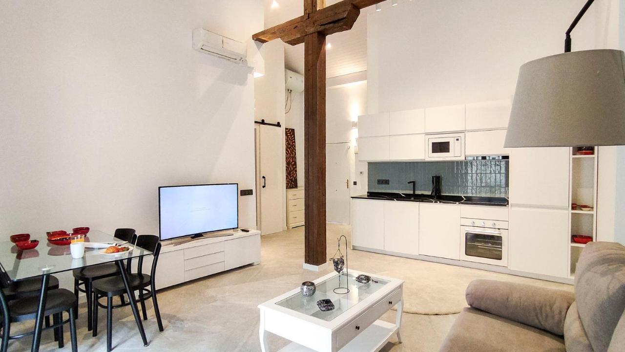 Acogedor Apartamento En Pleno Centro De Malaga By Sharingco Lägenhet Exteriör bild