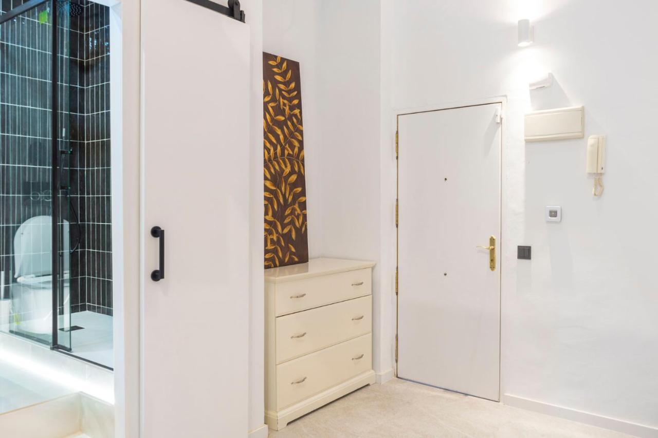 Acogedor Apartamento En Pleno Centro De Malaga By Sharingco Lägenhet Exteriör bild