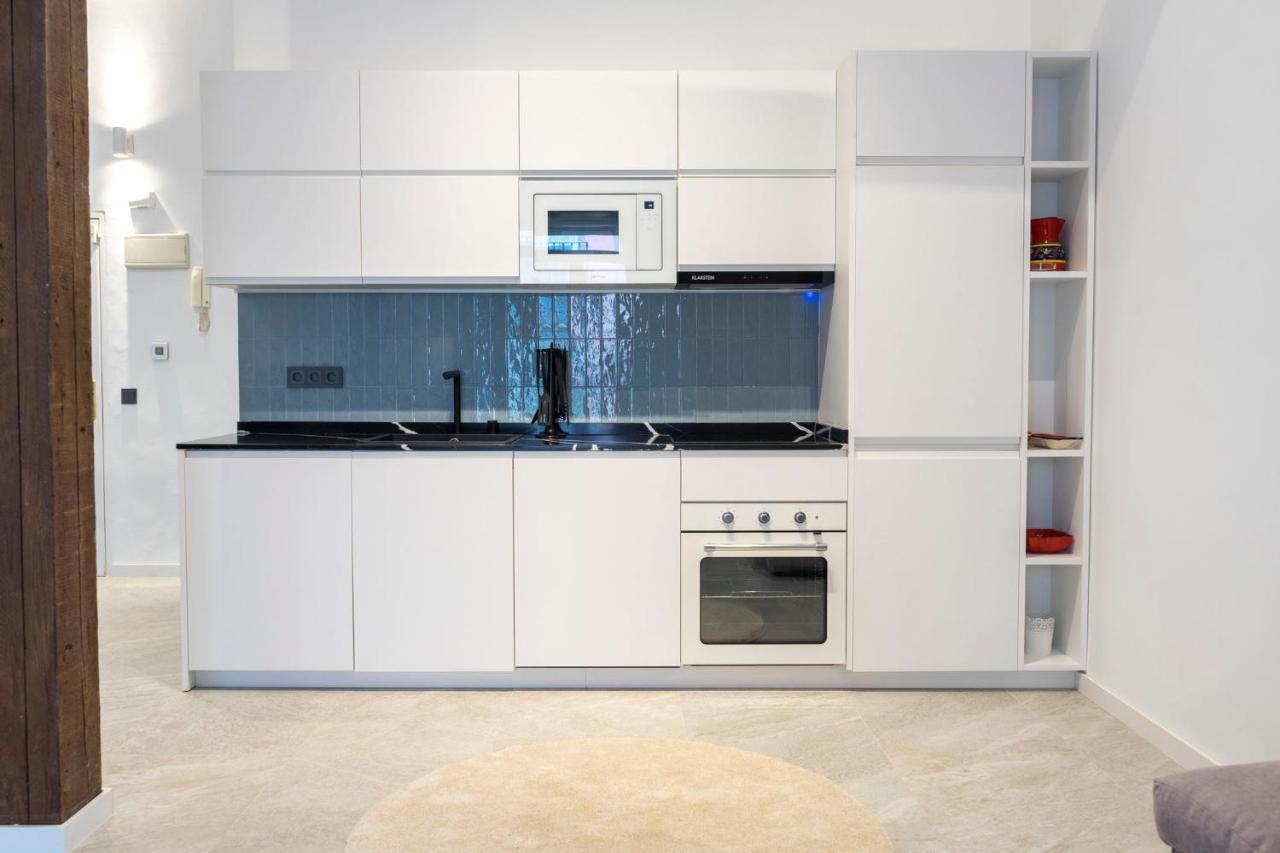 Acogedor Apartamento En Pleno Centro De Malaga By Sharingco Lägenhet Exteriör bild